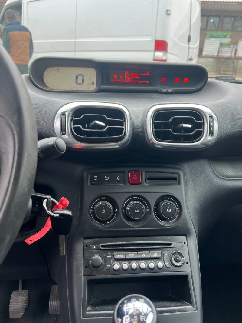 Citroen C3 Picasso 1.4, снимка 5 - Автомобили и джипове - 52486442