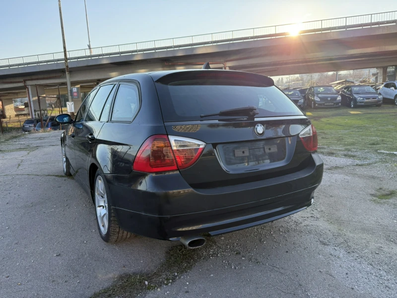 BMW 320 d SPORT XENON КОЖА , снимка 4 - Автомобили и джипове - 52965779