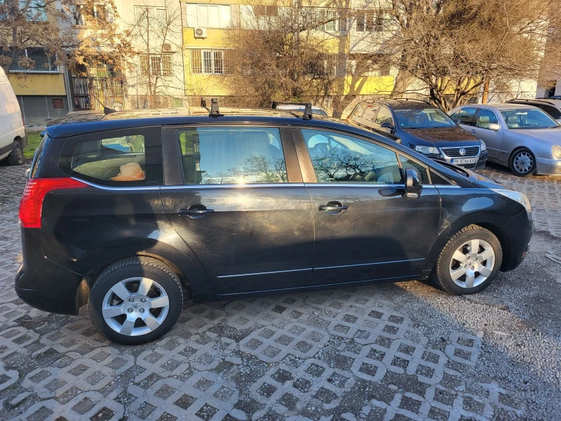 Peugeot 5008 1, 6 бензин, снимка 12 - Автомобили и джипове - 52971660
