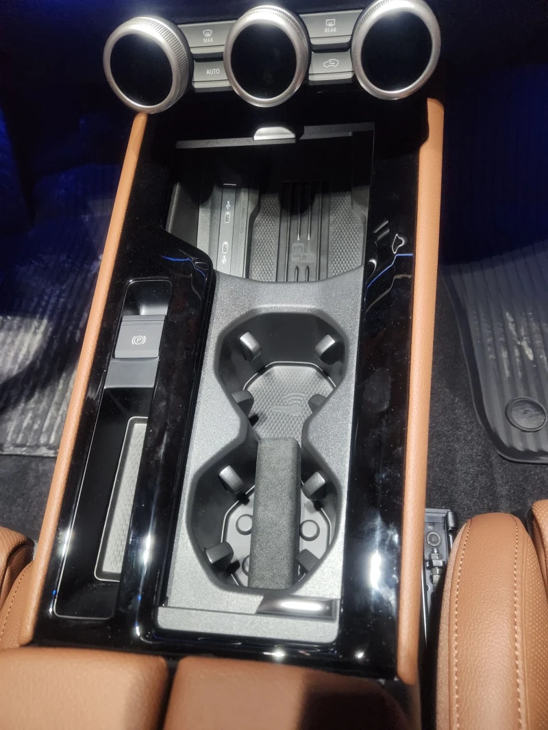 Skoda Superb 2.0 TSI, снимка 6 - Автомобили и джипове - 53012403