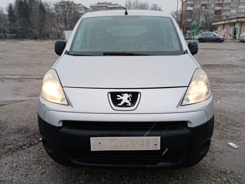 Peugeot Partner 1.6HDI Климатик, снимка 3 - Автомобили и джипове - 53123693