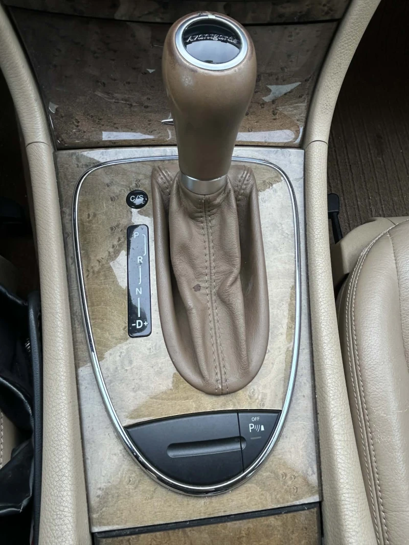Mercedes-Benz E 320, снимка 13 - Автомобили и джипове - 53143141