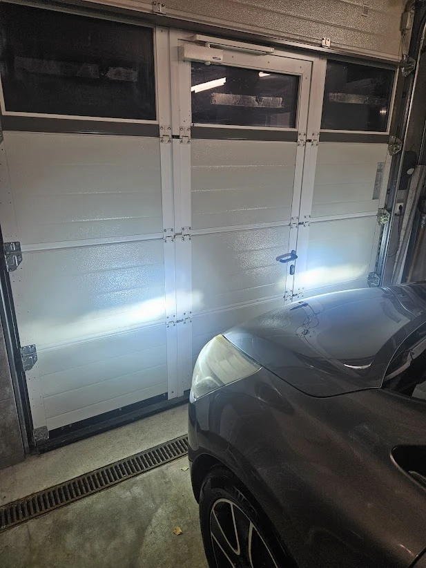 Renault Clio 1.5 dCi, снимка 8 - Автомобили и джипове - 52990898