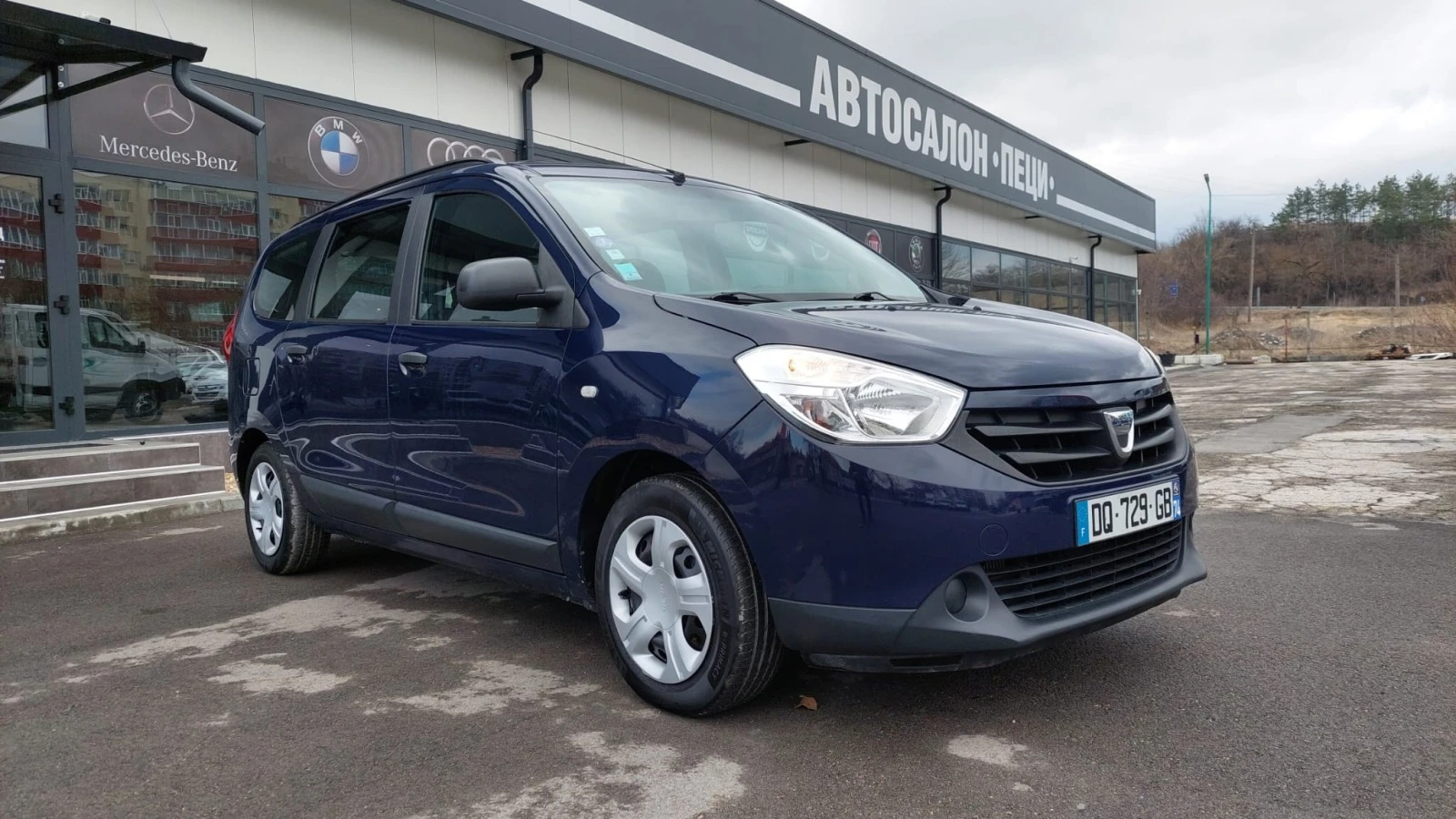 Dacia Lodgy 1.2TCe 5SP-VNOS FR-SERVIZNA IST.-TOP SUST.-LIZING, снимка 1
