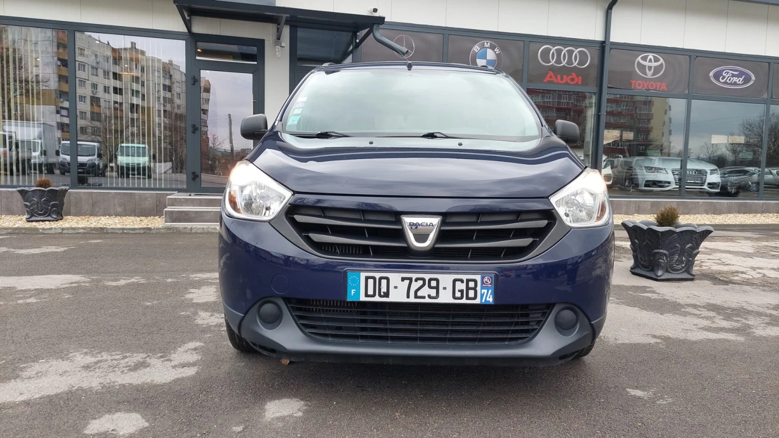 Dacia Lodgy 1.2TCe 5SP-VNOS FR-SERVIZNA IST.-TOP SUST.-LIZING - изображение 2