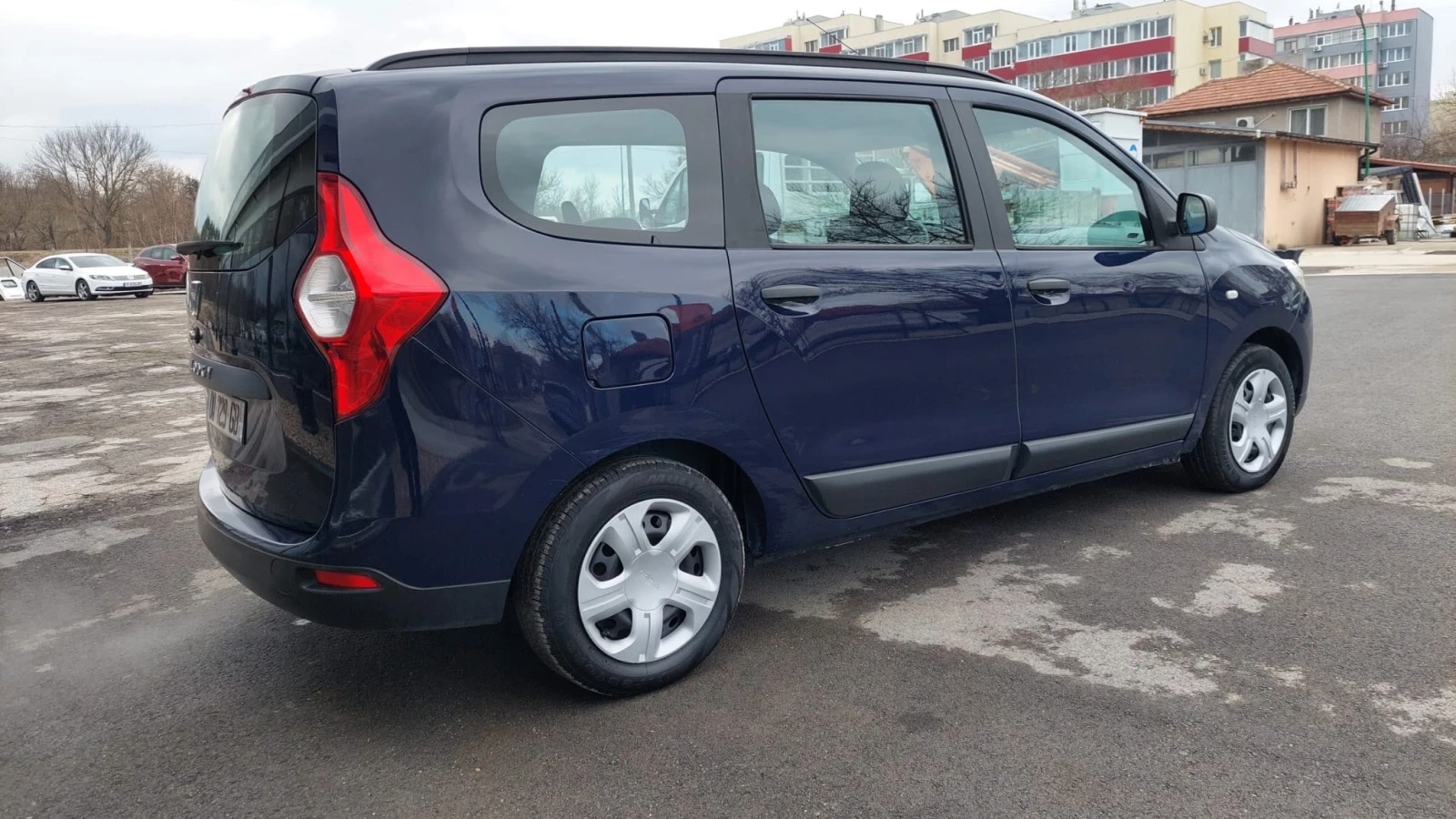 Dacia Lodgy 1.2TCe 5SP-VNOS FR-SERVIZNA IST.-TOP SUST.-LIZING - изображение 8