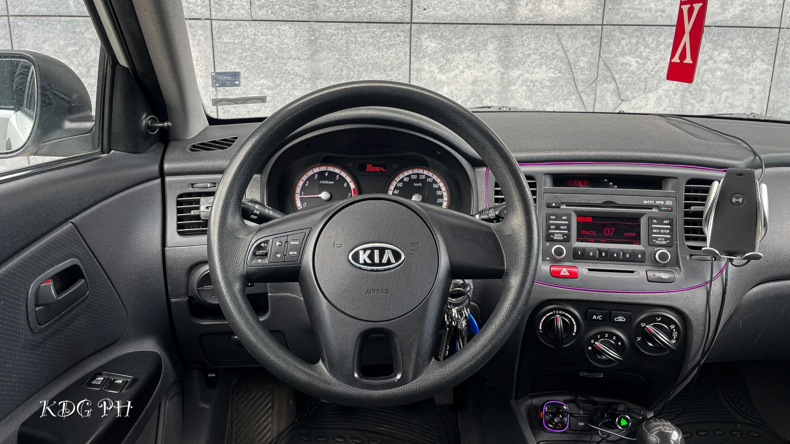 Kia Rio  - изображение 8