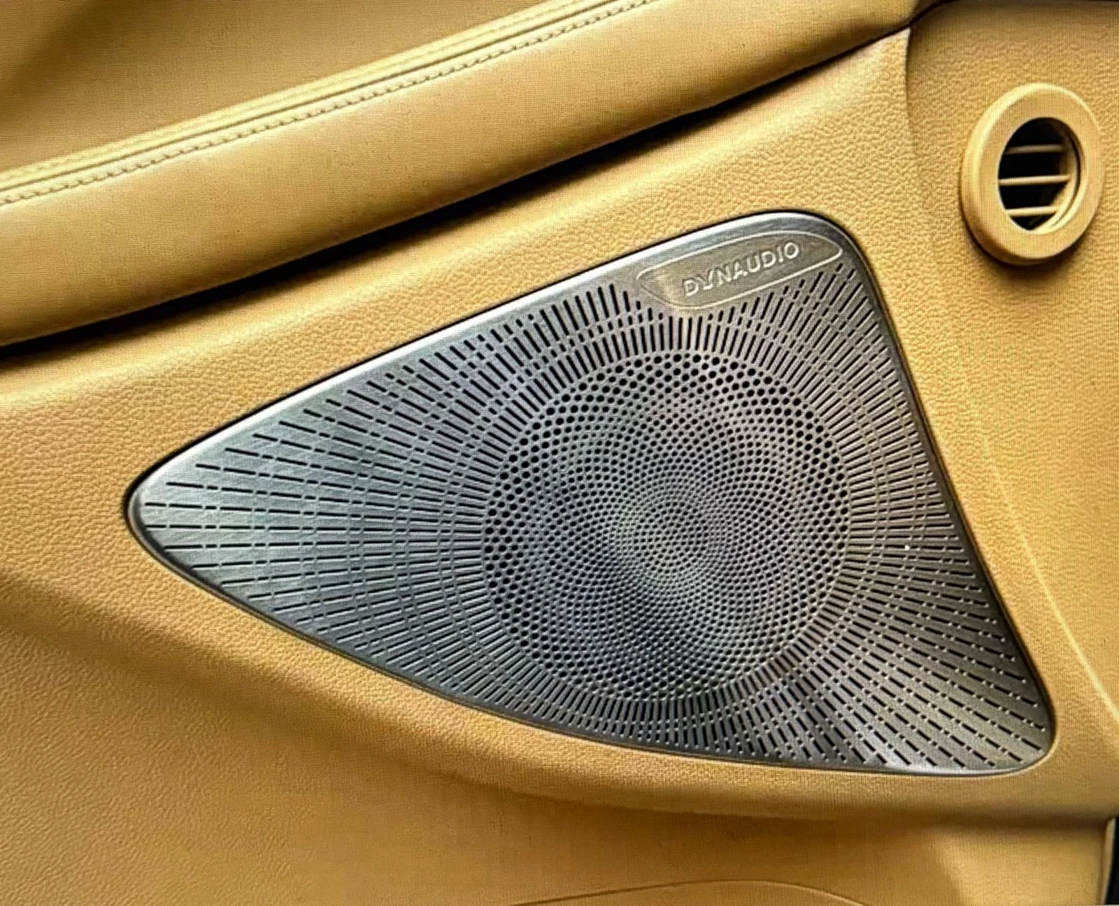 Voyah Free Voyah Dreamer | Mobile.bg � ����������� 11