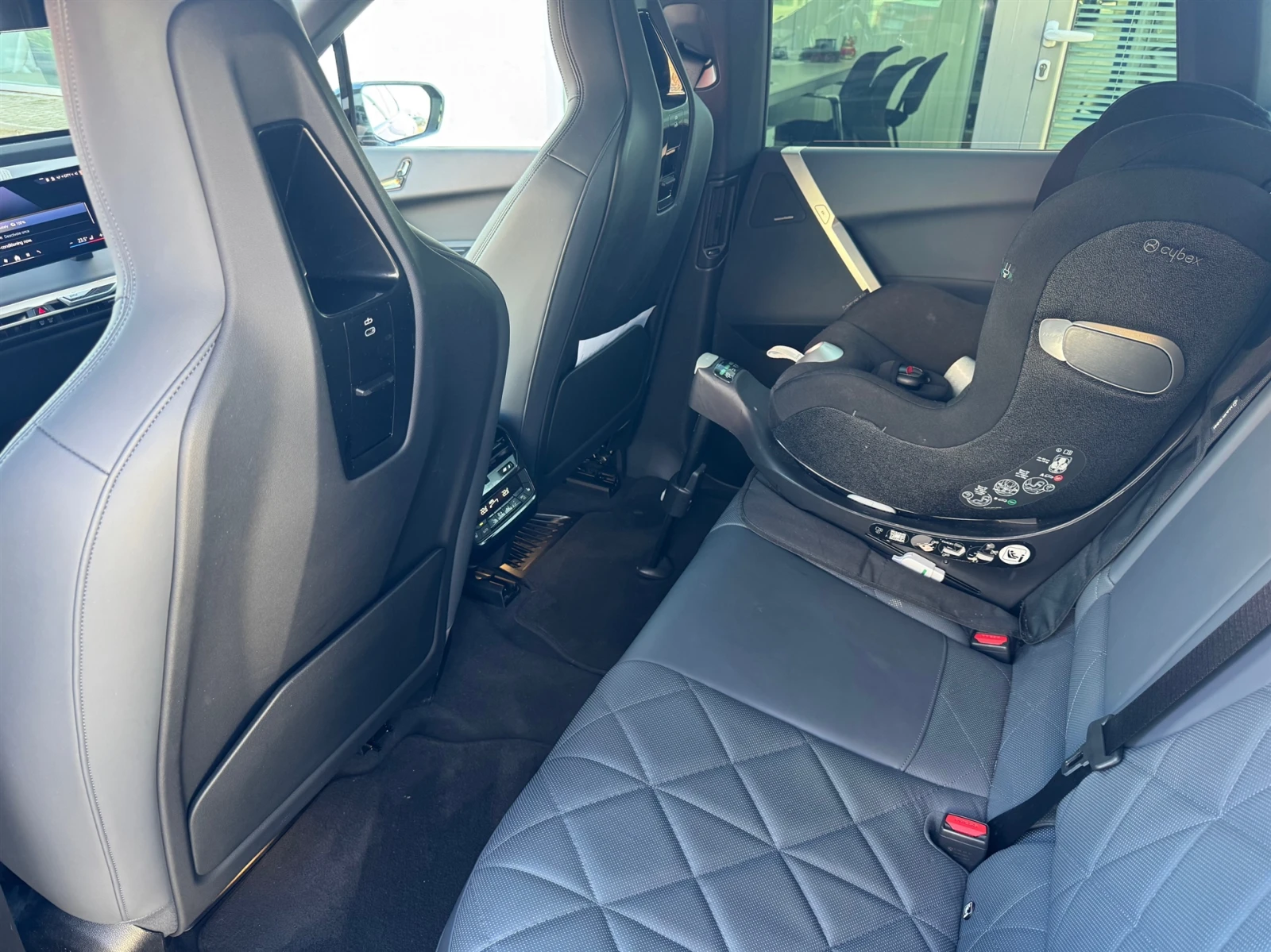 BMW iX xDrive40 | Mobile.bg   14