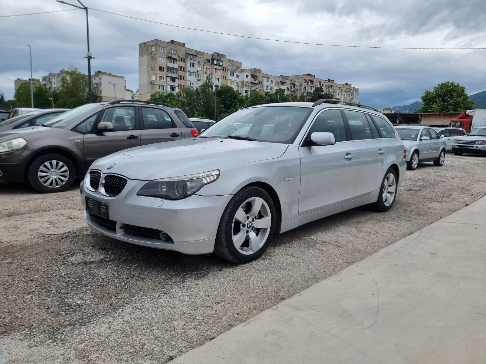 BMW 530 3.0D - изображение 3