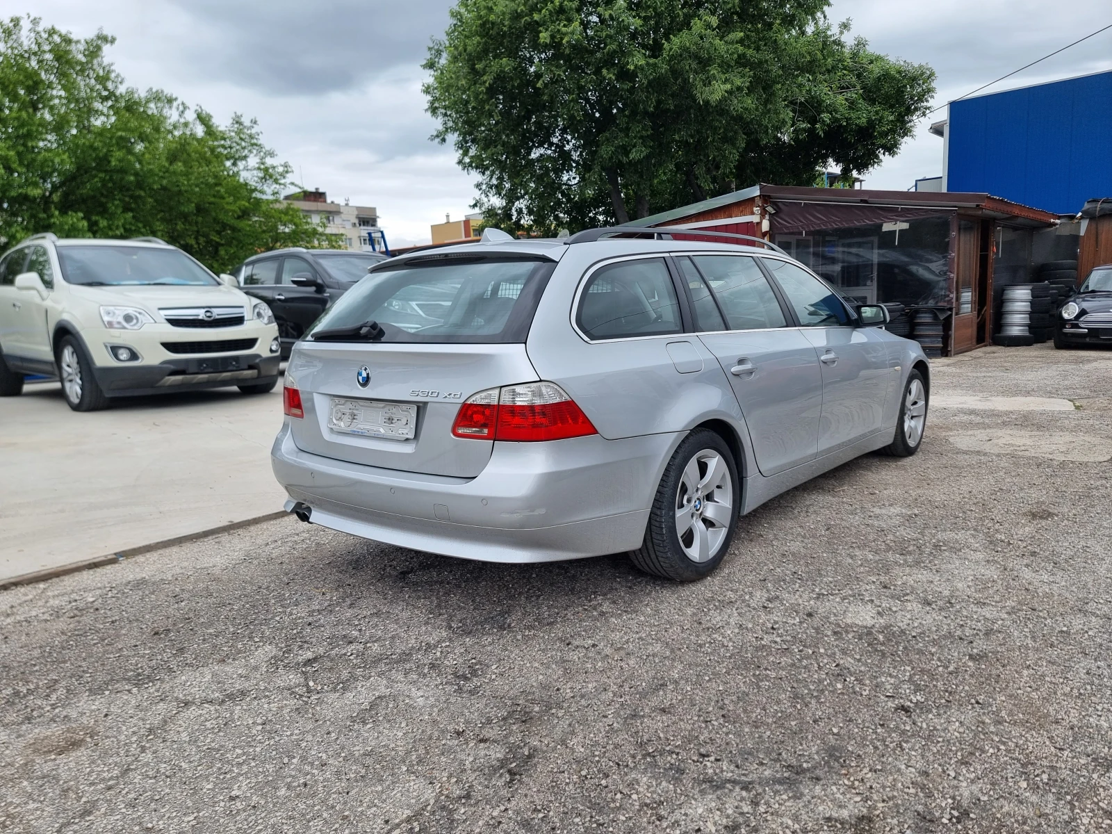 BMW 530 3.0D - изображение 7