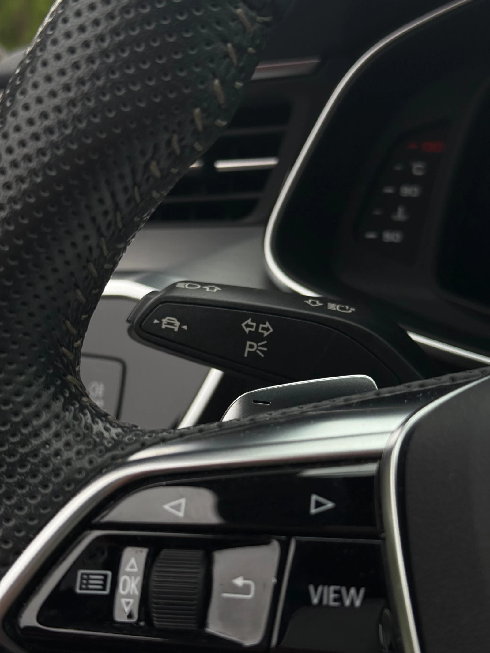 Audi A6 55TFSI* DIS* LINE ASSIST* * DIGITAL* TOP*  | Mobile.bg   12