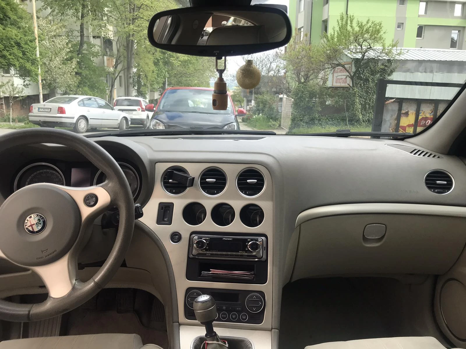 Alfa Romeo 159 1.9jtdM - изображение 2