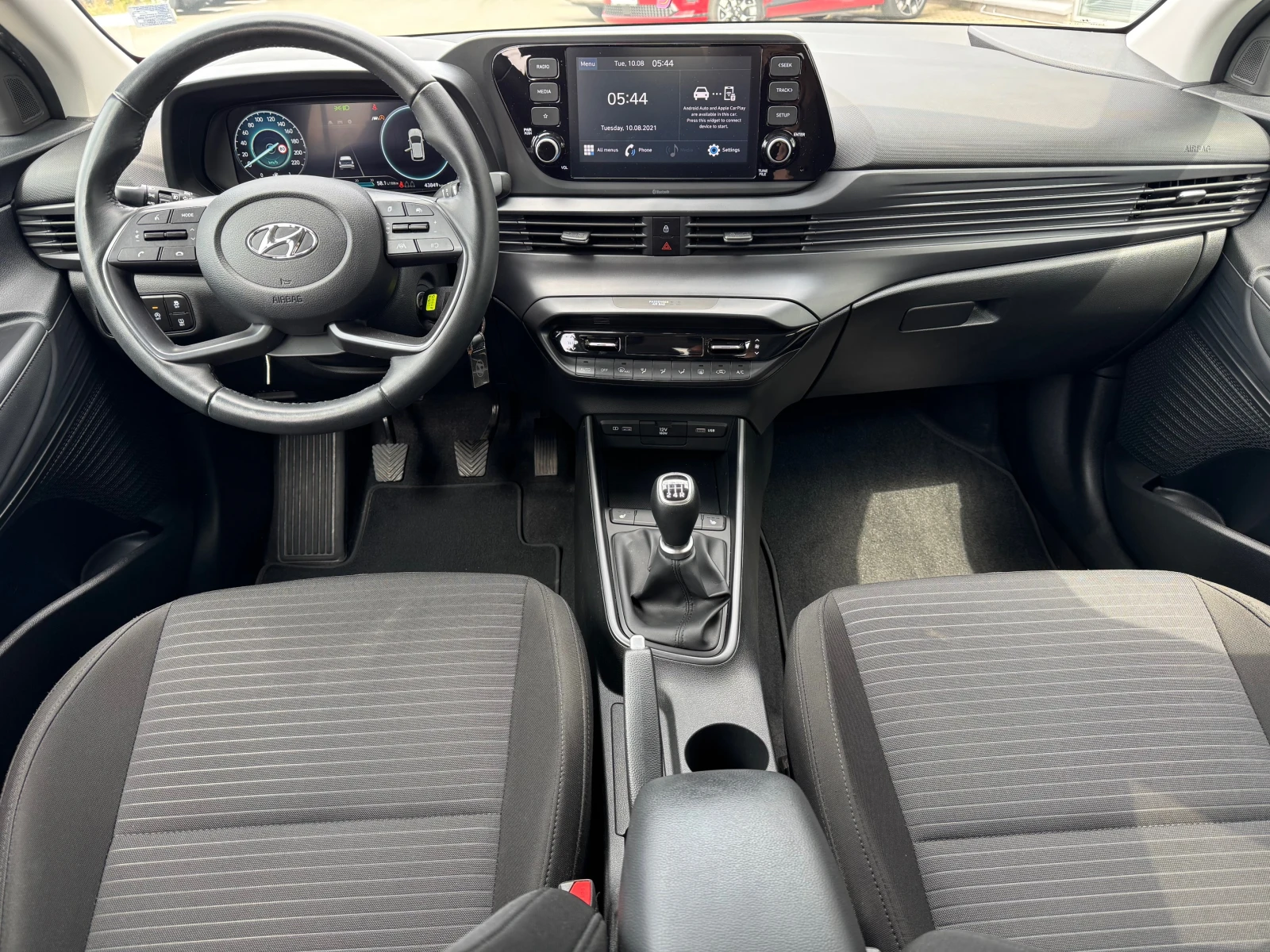 Hyundai I20 Exclusive No Navi & PAS - изображение 8