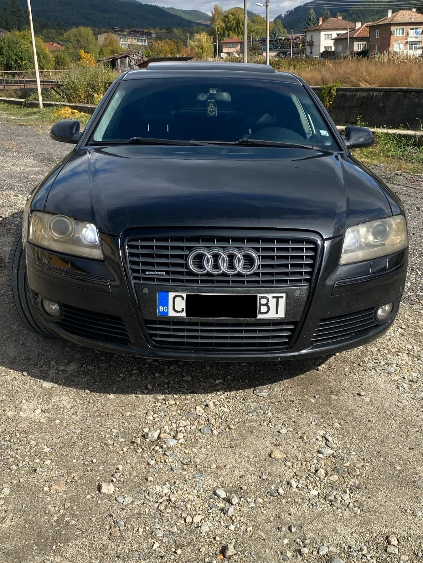 Audi A8 3000 - изображение 2