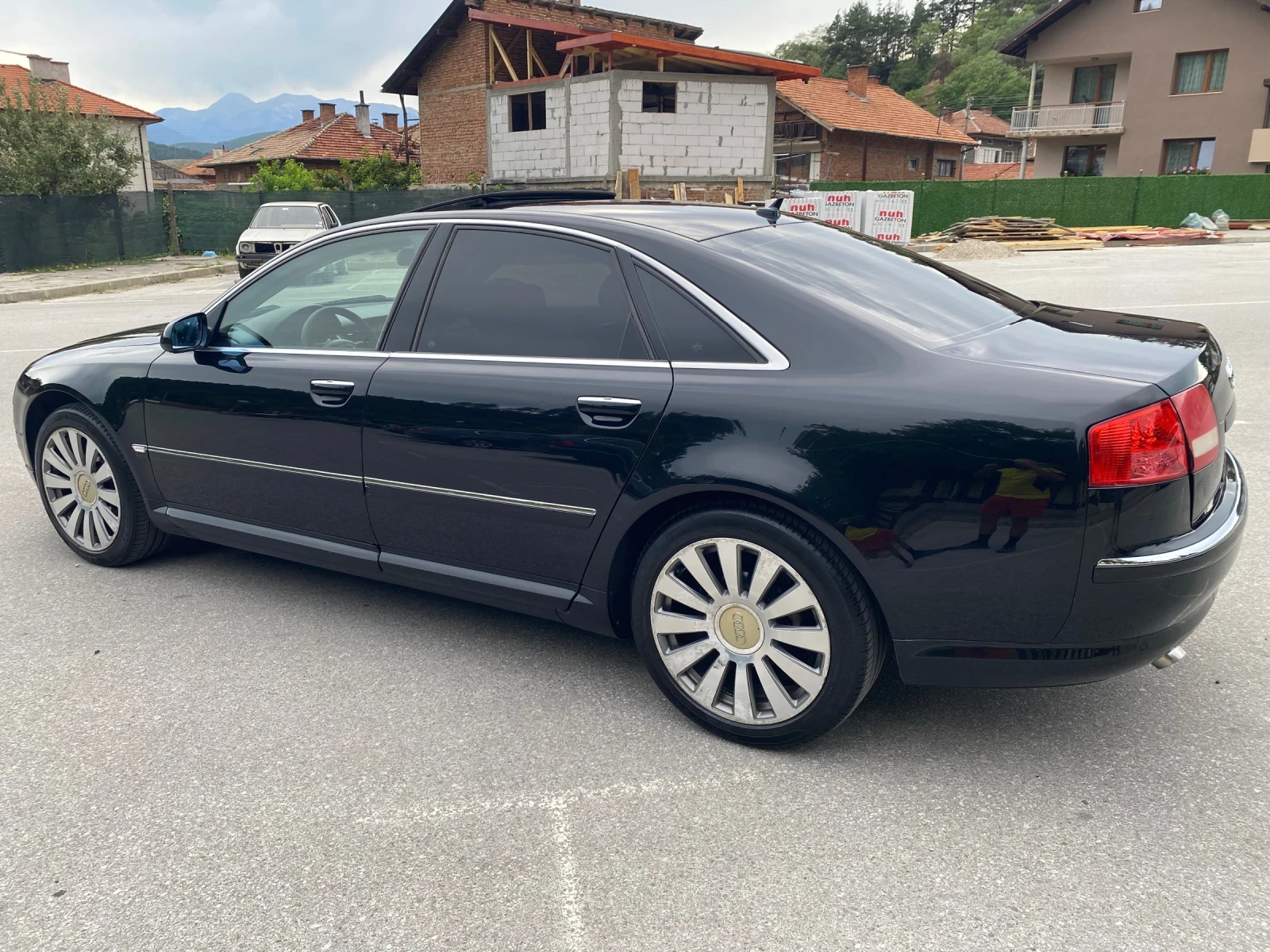 Audi A8 3000 - изображение 8