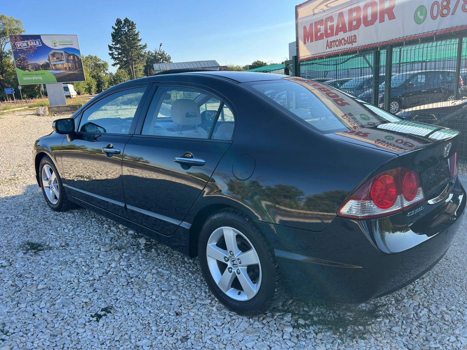 Honda Civic 1.8i V-tec/140p.s-Sedan - изображение 4