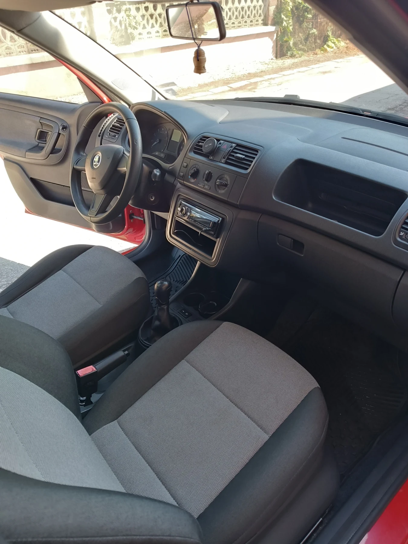 Skoda Fabia TSI - изображение 4