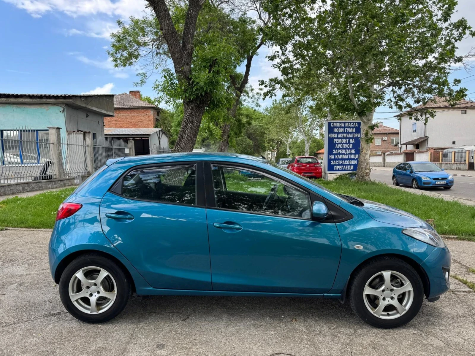 Mazda 2  - изображение 8