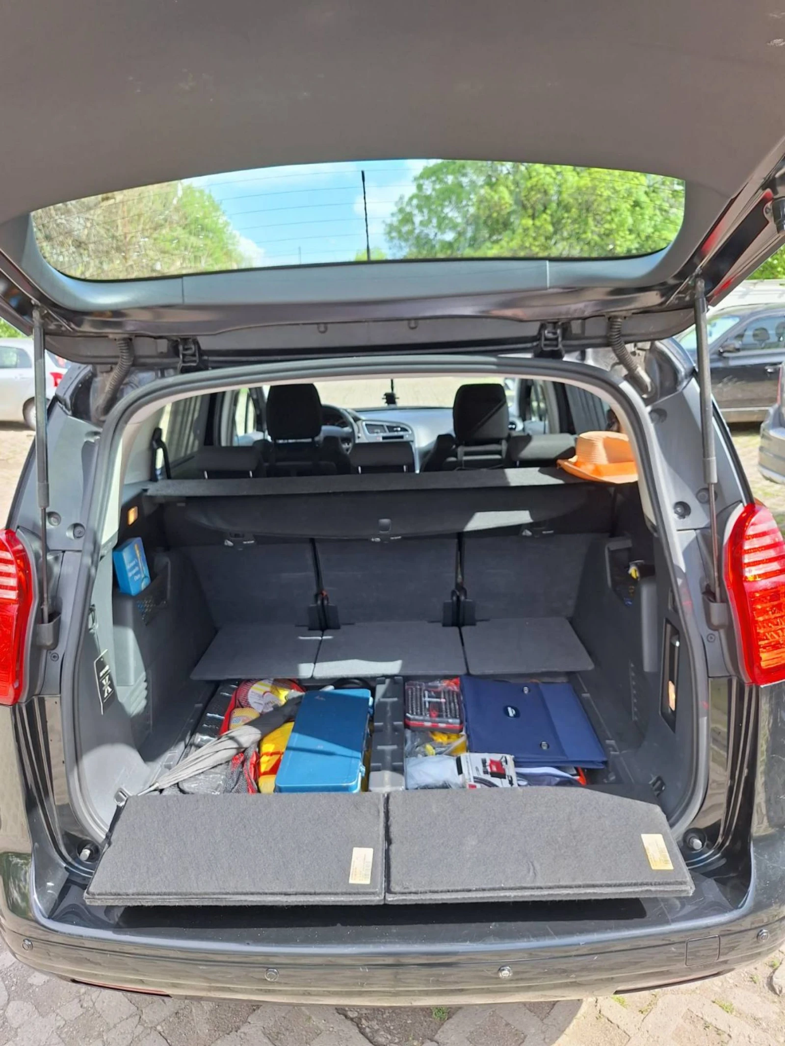 Peugeot 5008 1, 6 бензин - изображение 2