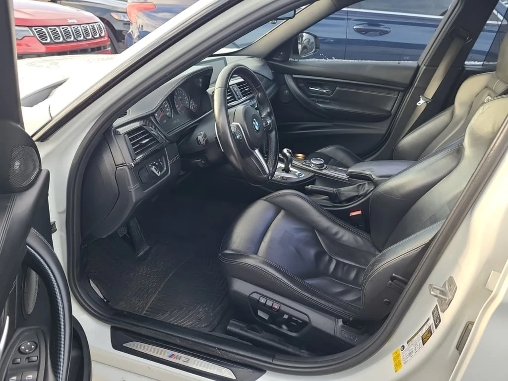 BMW M3 * 4dr Sdn * CARFAX * БЕЗ ПЪРВОНАЧАЛНА ВНОСКА - изображение 5