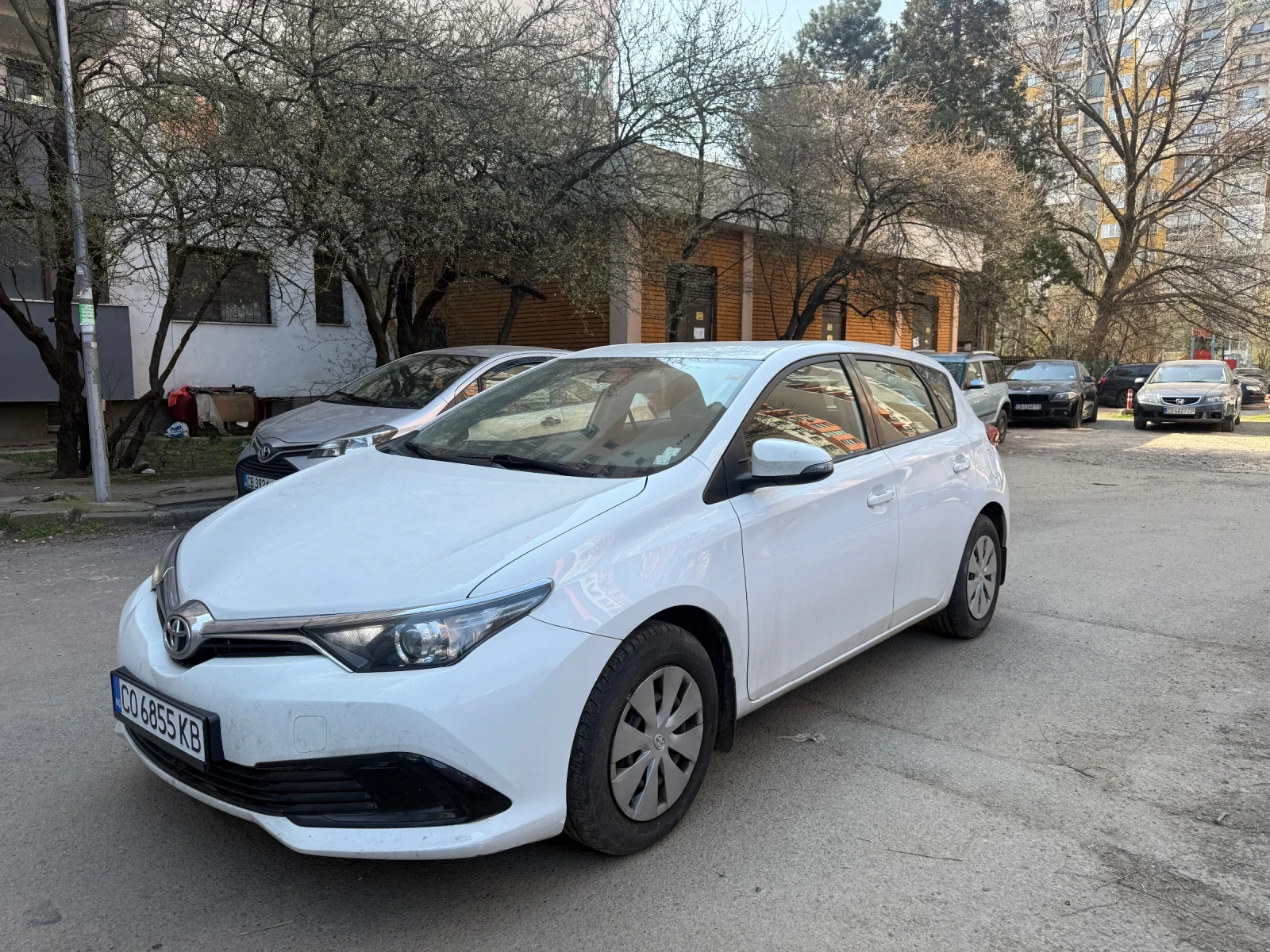 Toyota Auris Бензин/Евро6/ЧистоНова от България ТмАуто, снимка 3 - Автомобили и джипове - 53871988