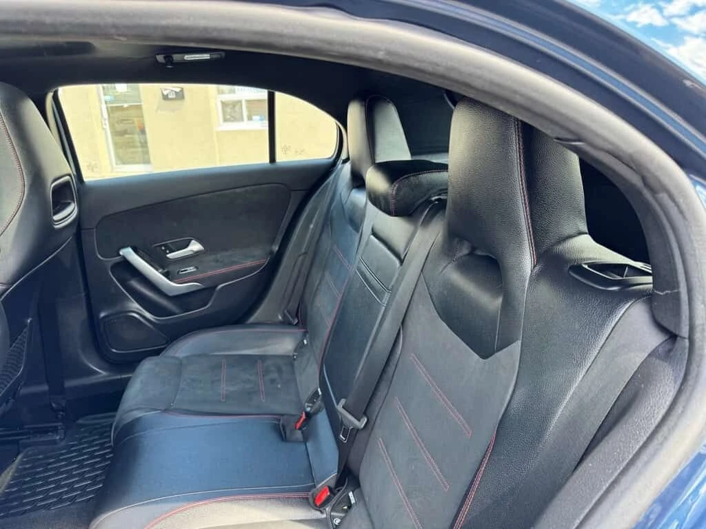 Mercedes-Benz A 250 4MATIC AMG PKG CAMERA/PANO ROOF/LEATHER  CARFAX, снимка 9 - Автомобили и джипове - 53979154