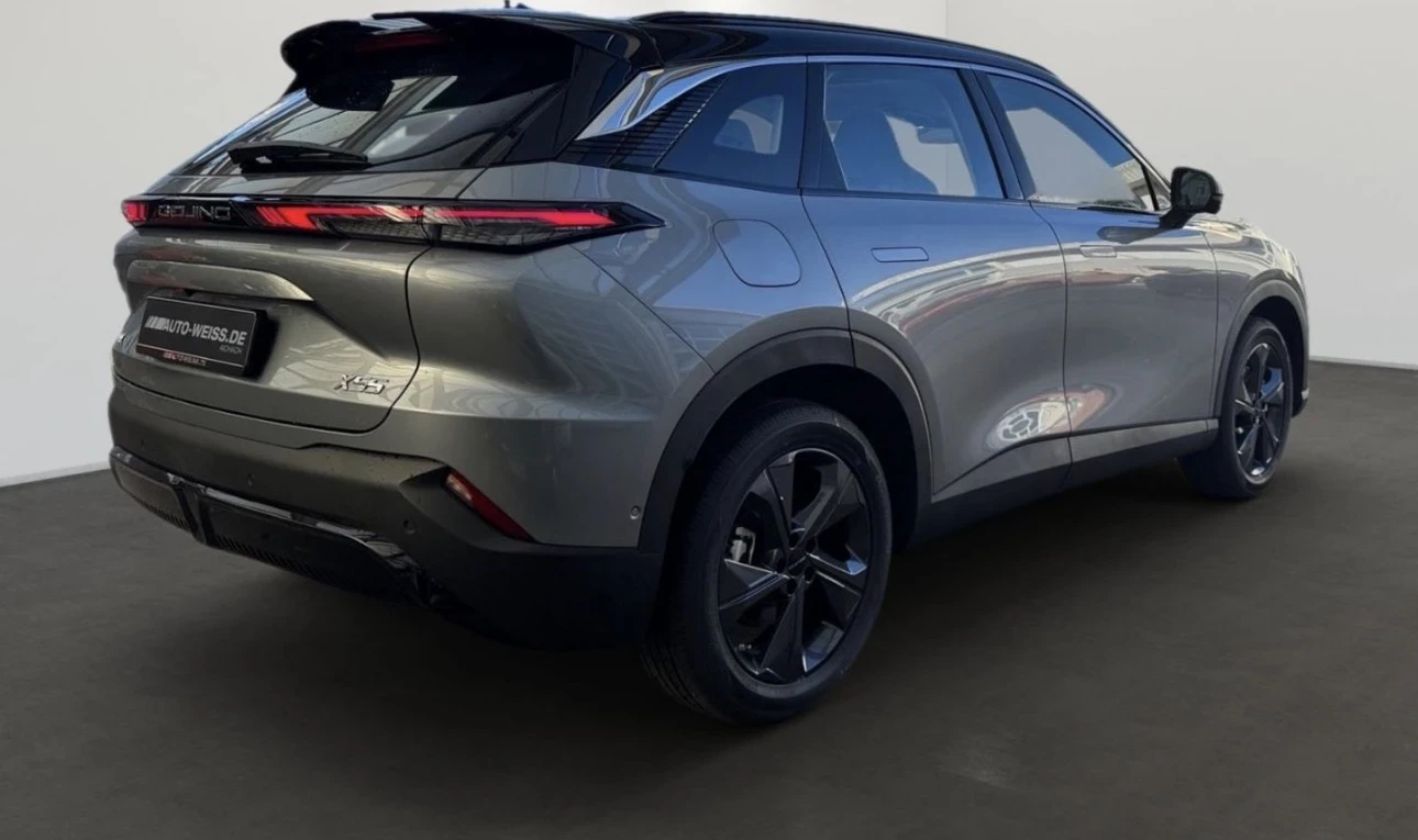 BAIC X55 Pano Acc LED 360 Keyless, снимка 4 - Автомобили и джипове - 54244078