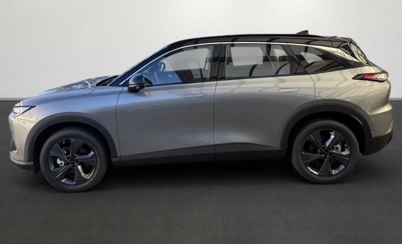 BAIC X55 Pano Acc LED 360 Keyless, снимка 7 - Автомобили и джипове - 54244078