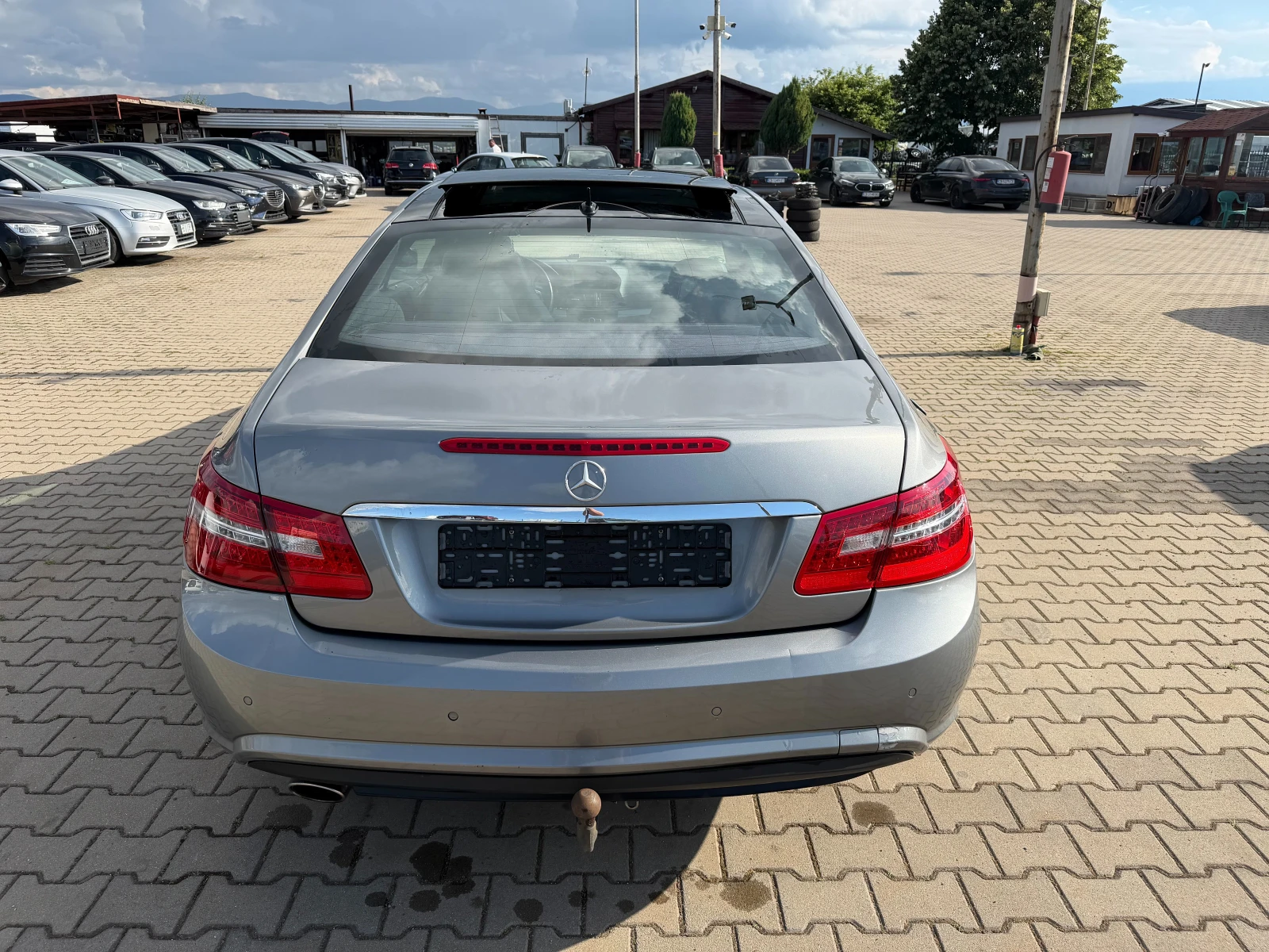 Mercedes-Benz E 220 COUPE AVTOMAT/PANORAMA/NAVI/KOJA EURO 5, снимка 7 - Автомобили и джипове - 55043372