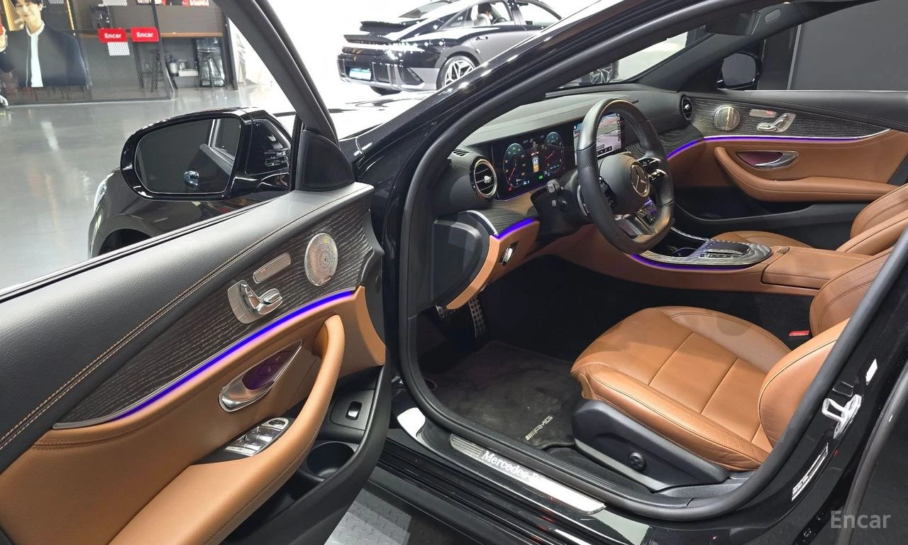 Mercedes-Benz E 350 AMG* LINE* 4MATIC* BURMESTER* ОБДУХВАНЕ* ДИСТРОНИК, снимка 7 - Автомобили и джипове - 55209626
