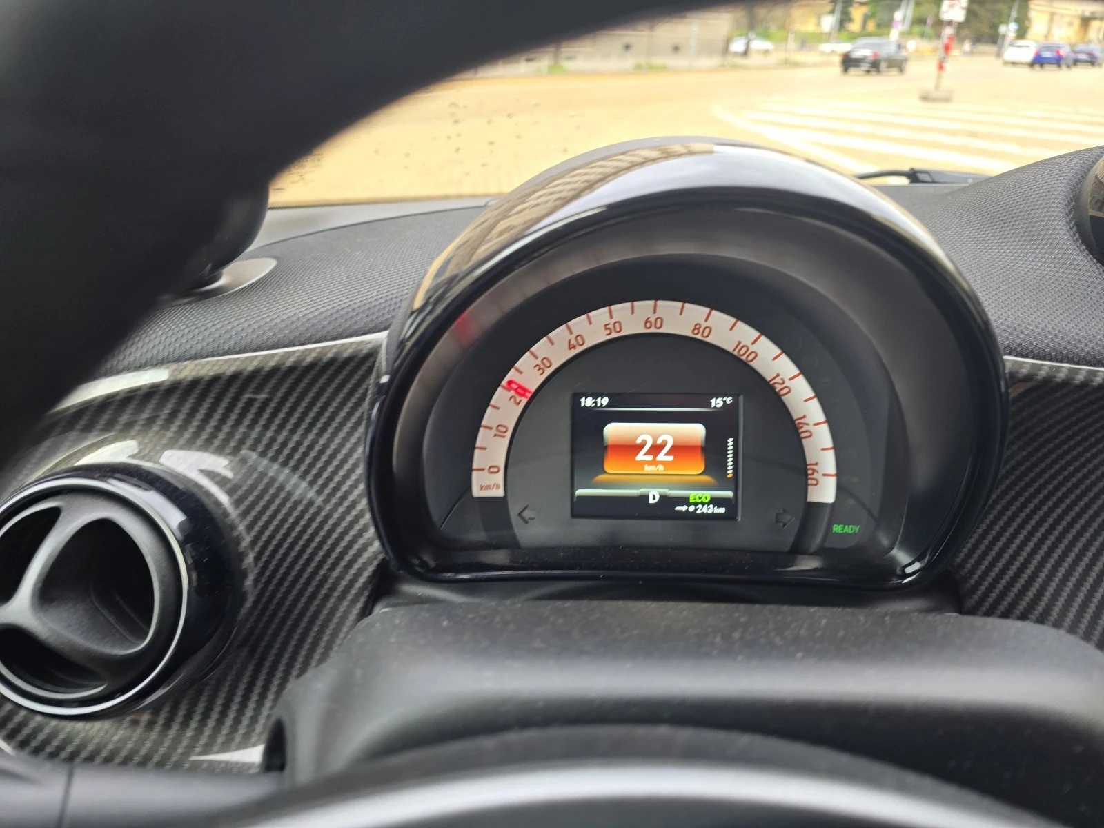 Smart Fortwo, снимка 7 - Автомобили и джипове - 55219015