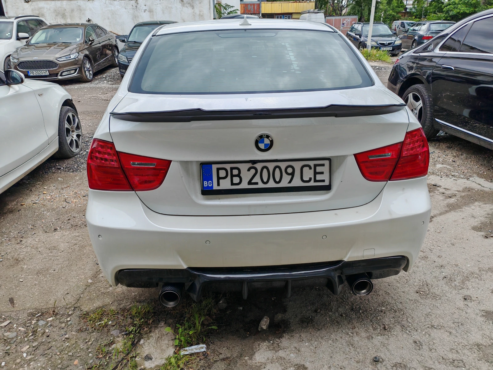 BMW 320, снимка 9 - Автомобили и джипове - 55359167