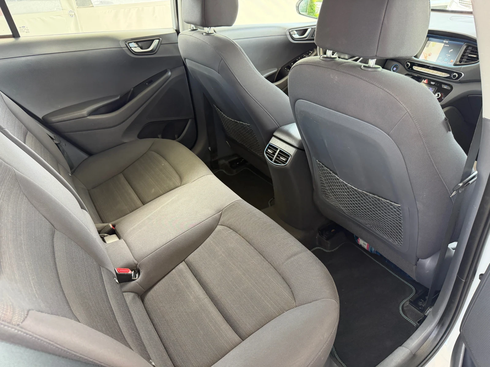 Hyundai Ioniq 1.6 Hybrid Автоматик, снимка 10 - Автомобили и джипове - 55413897