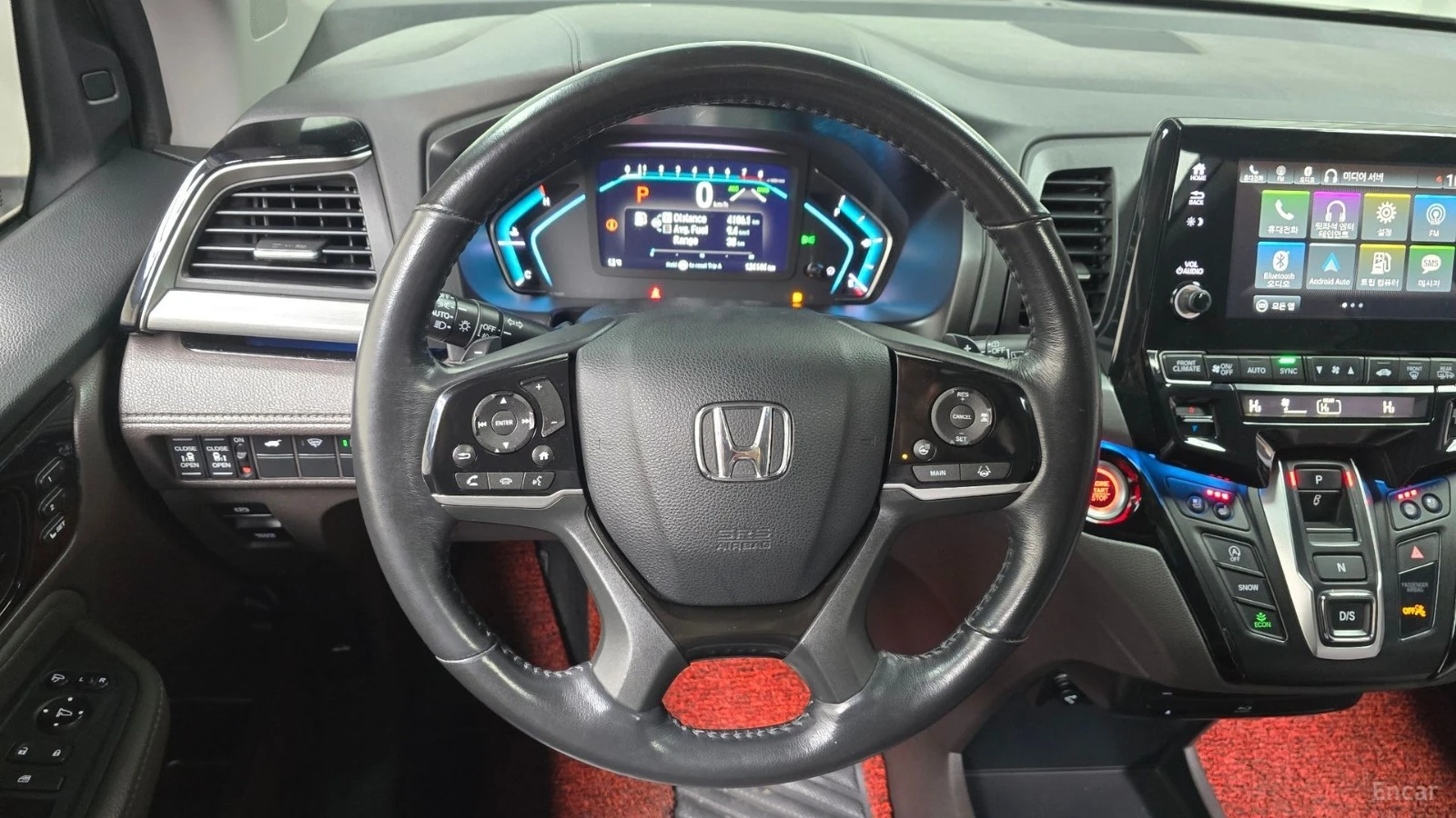 Honda Odyssey 3.5* ELITE* ПОДГРЕВ* ОБДУХВАНЕ* TV* ШИБИДАХ* , снимка 12 - Автомобили и джипове - 55444650