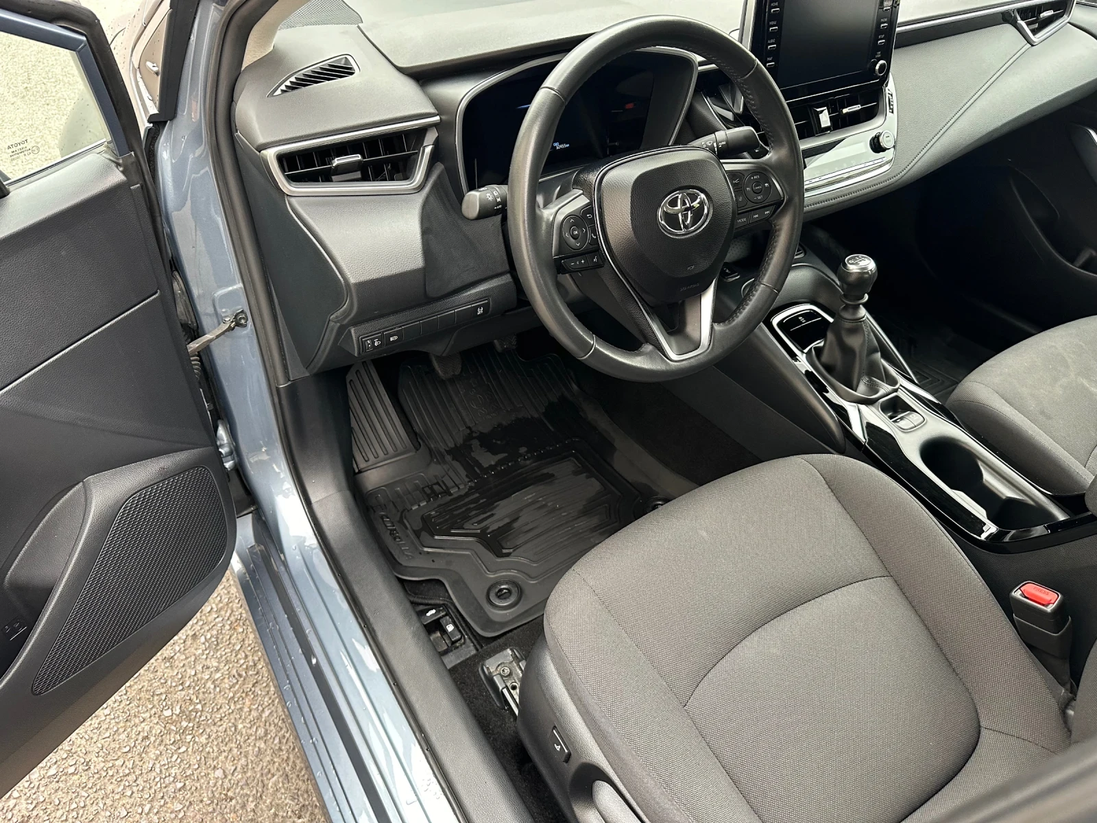 Toyota Corolla, снимка 9 - Автомобили и джипове - 56069937