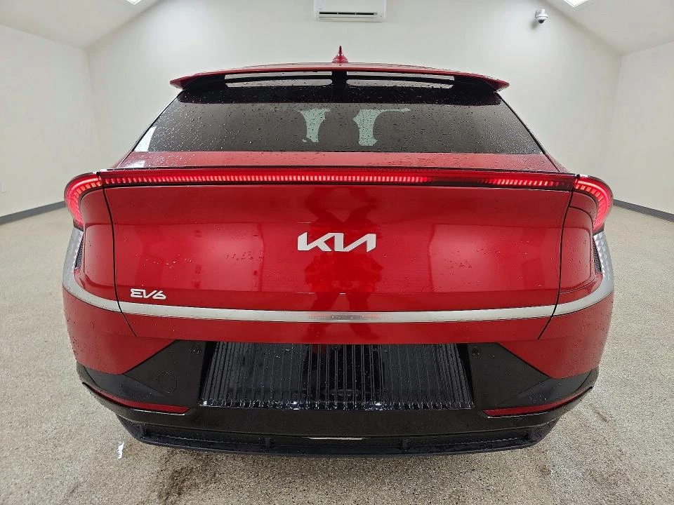Kia EV6 WIND / LONG RANGE / НА ТЪРГ НА 21.09. / ЛИЗИНГ, снимка 6 - Автомобили и джипове - 56154532