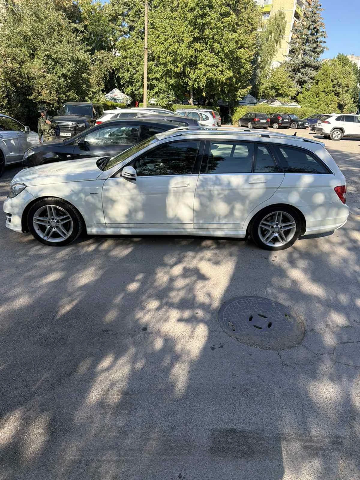 Mercedes-Benz C 220, снимка 7 - Автомобили и джипове - 56160975