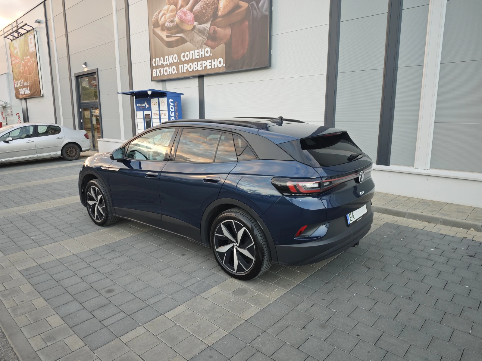 VW ID.4 Pro 82 kWh 4MOTION, снимка 7 - Автомобили и джипове - 56249641