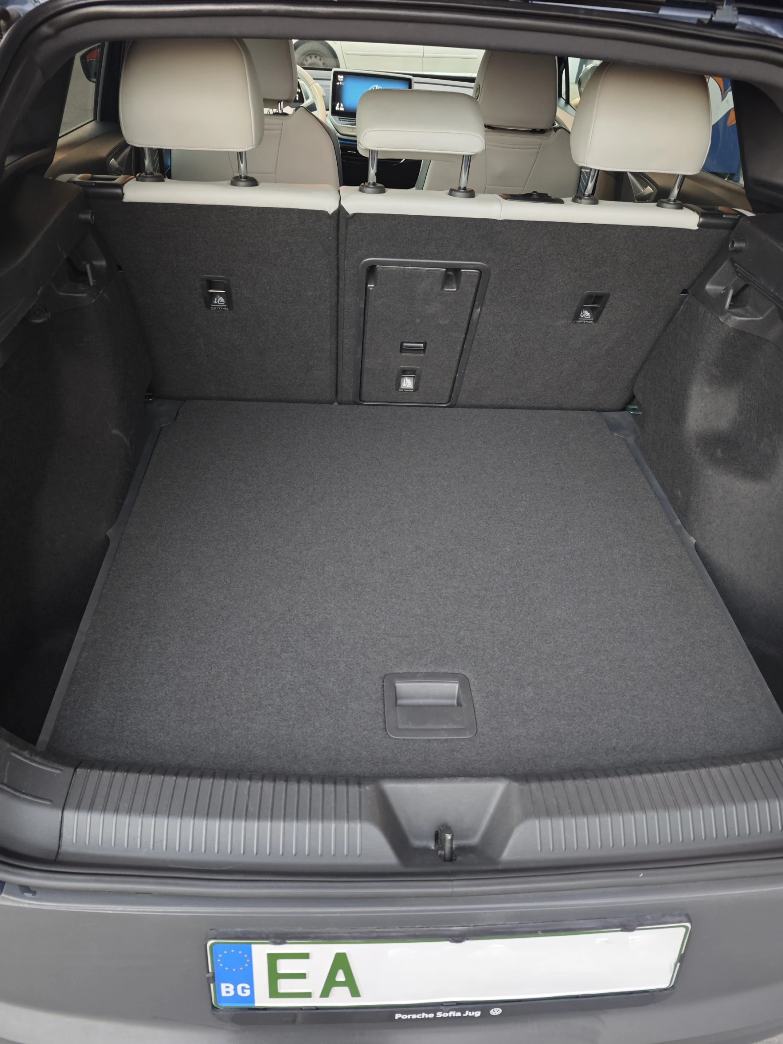 VW ID.4 Pro 82 kWh 4MOTION, снимка 12 - Автомобили и джипове - 56249641