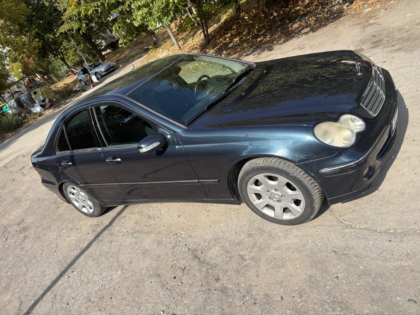 Mercedes-Benz C 200, снимка 3 - Автомобили и джипове - 56465988