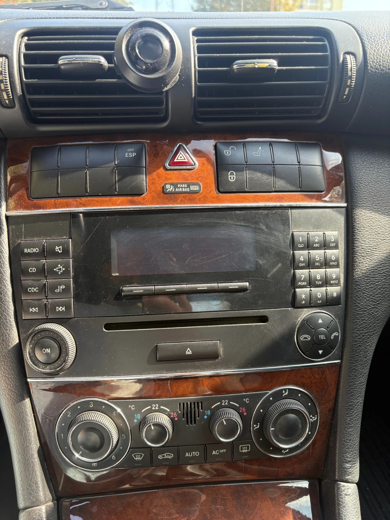 Mercedes-Benz C 200, снимка 10 - Автомобили и джипове - 56465988