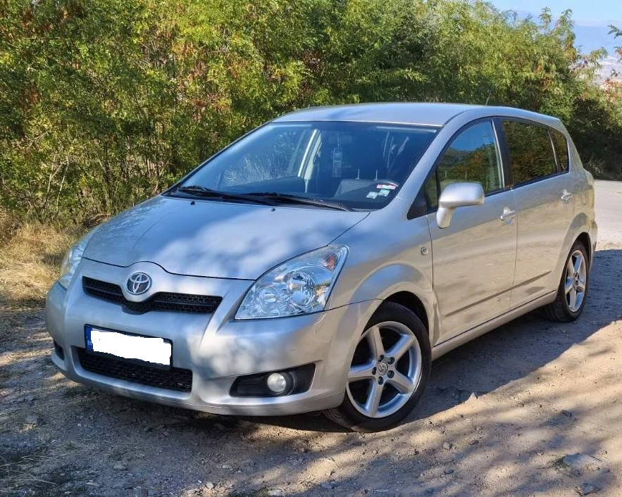 Toyota Corolla verso 2.2 D4D