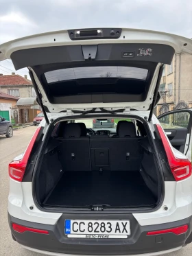 Volvo XC40 2.0 Milh Hibrid 4 цилиндъра 197 кс, снимка 9
