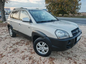 Hyundai Tucson 2.0 БЕНЗИН 141 К.С.4Х4! ГАЗ !КОЖА! БЕЗ АНАЛОГ! - 8699 лв. / 4447.73 € - 20229742 16