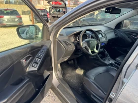 Hyundai IX35 АВТОМАТ-ФУЛЛЛЛ, снимка 8 - Автомобили и джипове - 53180403