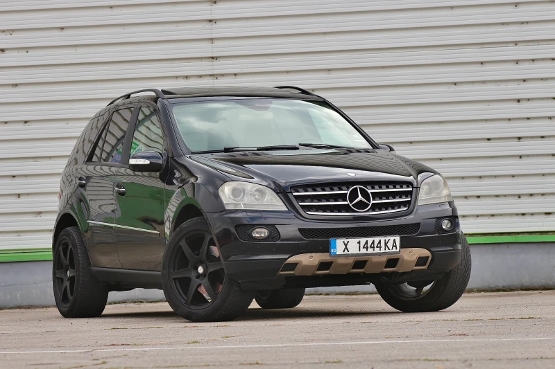 Mercedes-Benz ML 500 на ПРУЖИНИ, снимка 1 - Автомобили и джипове - 47486672