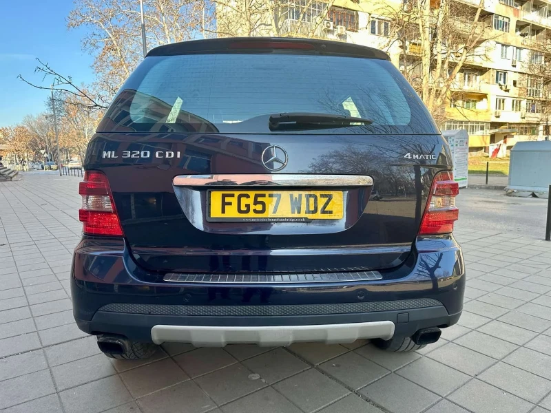 Mercedes-Benz ML 320 Десен волан, снимка 5 - Автомобили и джипове - 49510757