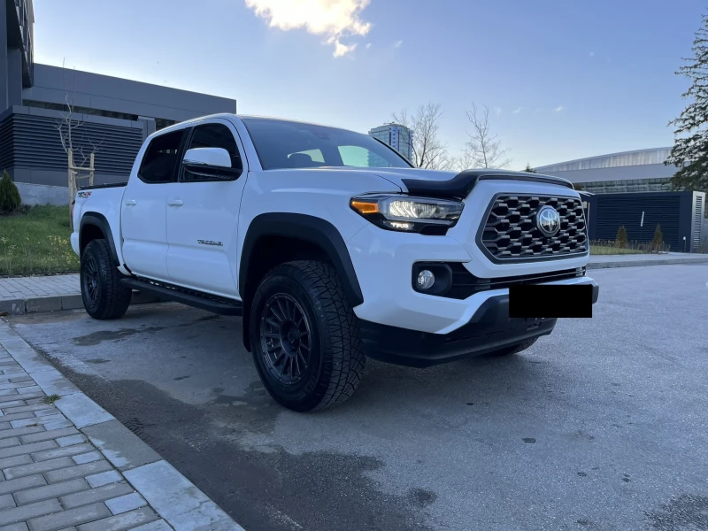 Toyota Tacoma TRD OFF ROAD_Automat_Koжа_LED фарове, снимка 2 - Автомобили и джипове - 51314241