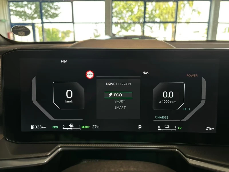 Kia Sorento 1.6PHEV-PLATINUM/252HP/DIGI/HUD/LED/ACC/KLESS/139g, снимка 12 - Автомобили и джипове - 51375349